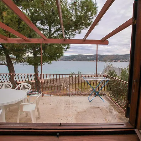 Rumena Rogoznica (Sibenik-Knin)
